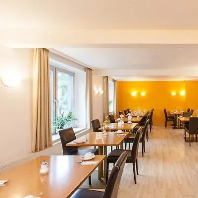 Hotel Antares 3*