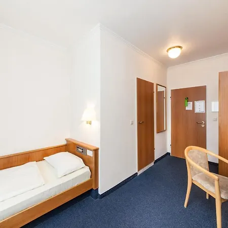 Antares 3* Dusseldorf