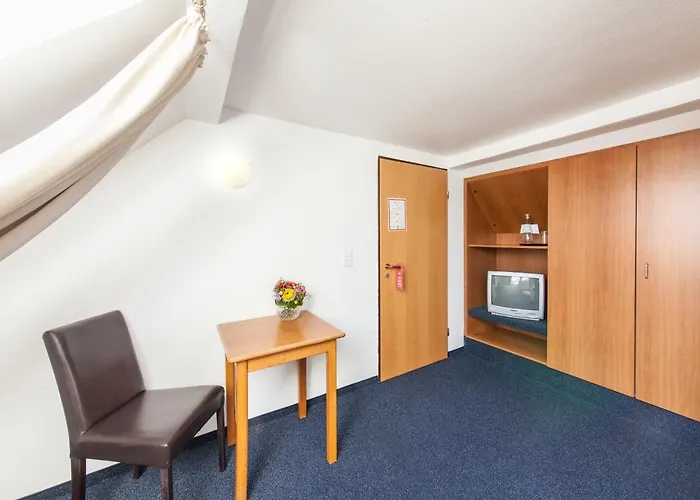 Antares デュッセルドルフ